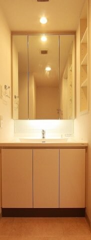 物件内観写真7　(別号室参照)