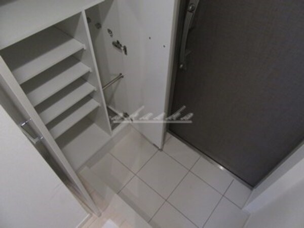 玄関(別号室参考写真)