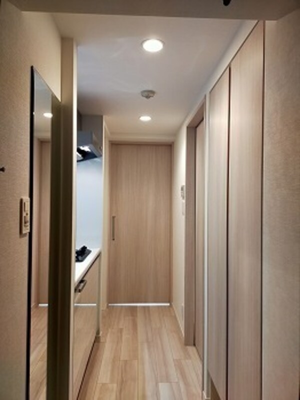 玄関(弊社は全物件が仲介手数料半月分でご紹介可能です。)