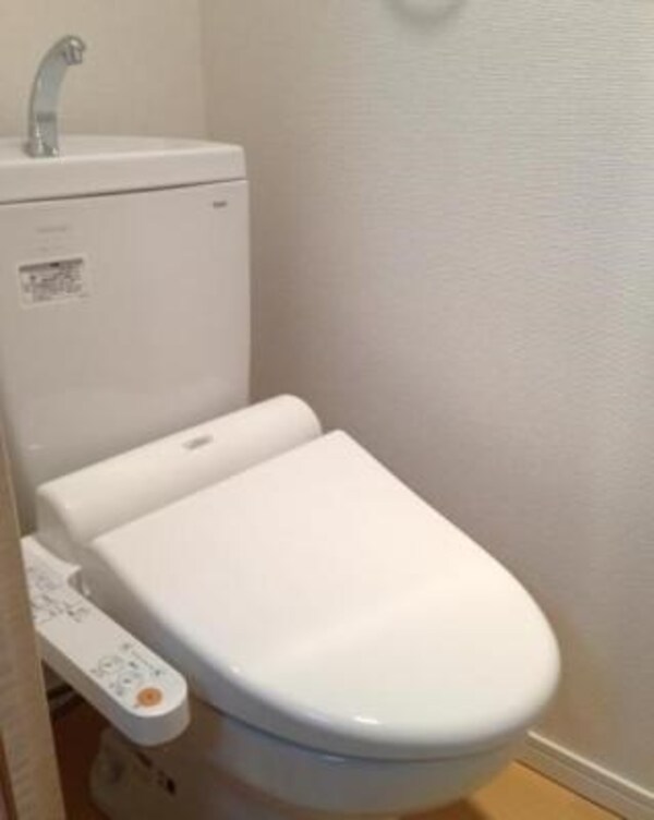 トイレ(弊社は全物件が仲介手数料半月分でご紹介可能です。)