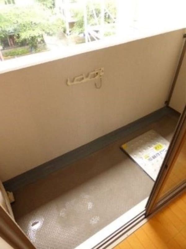 バルコニー(～外の空気を感じるベランダ～)