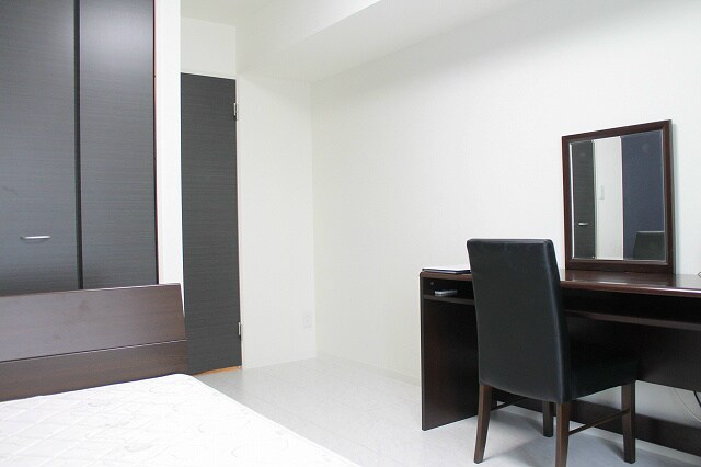 物件内観写真6　(家具家電一式ついてます！)