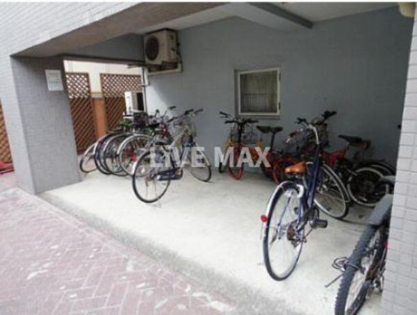 駐車場(駐輪場)