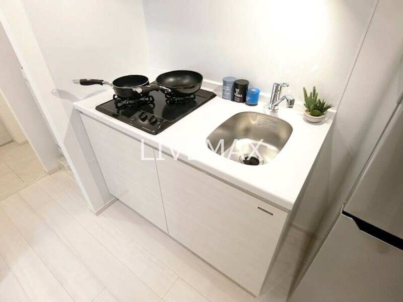 物件内観写真5　(別号室参考写真)