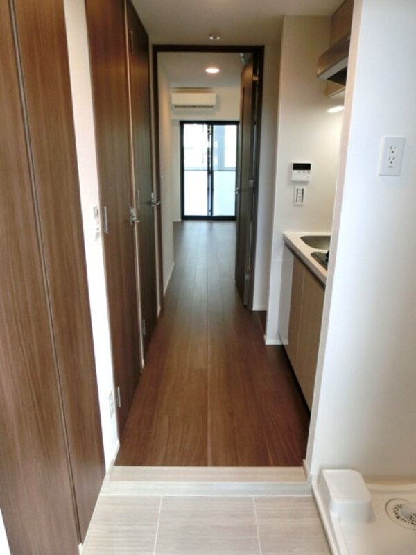 玄関(お洒落な雰囲気が漂います！)