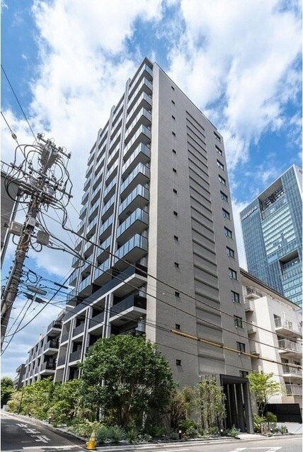 レフィールオーブ代々木の物件外観写真