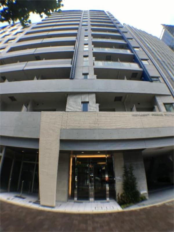 エントランス(弊社は全物件が仲介手数料半月分でご紹介可能です。)
