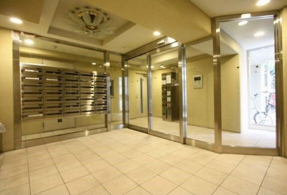 物件外観写真3　(★弊社の仲介手数料は賃料の半額＋税です★)