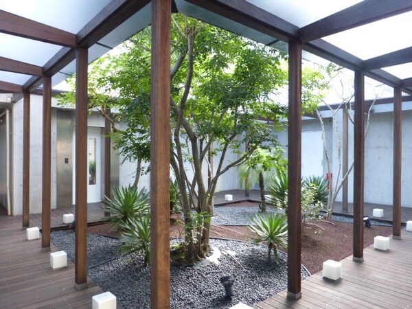 ロビー・ラウンジ