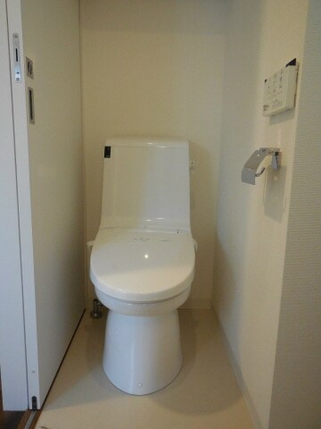 物件内観写真15　(ウォシュレット機能)