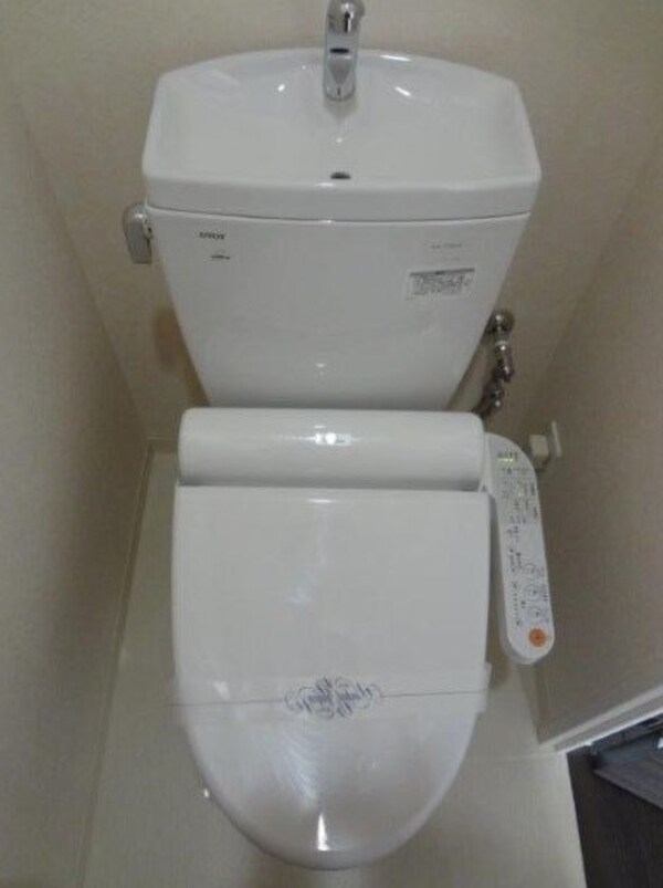 トイレ(※同じ間取り別号室参考写真)