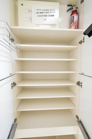 物件内観写真19　(※同じ間取り別号室参考)