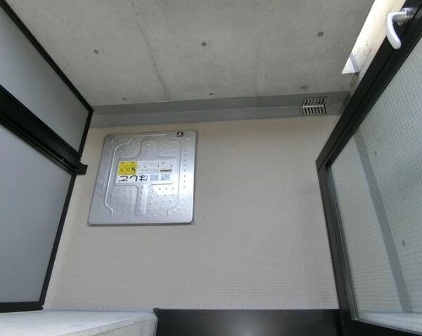 バルコニー(※別号室参考写真)