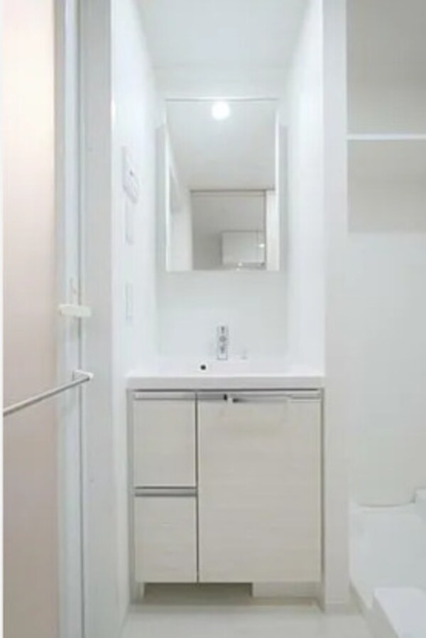 独立洗面台