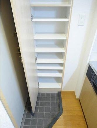 物件内観写真5　(※同じ間取り別号室参考写真
　現状優先)