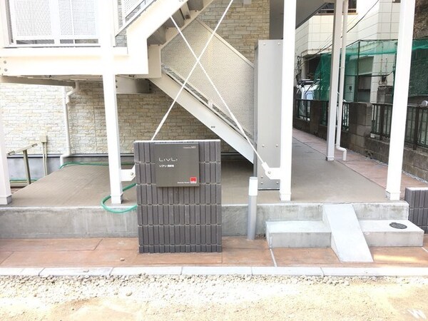 エントランス(弊社は全物件仲介手数料半月分でご紹介可能です。)