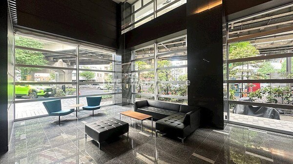 ロビー・ラウンジ