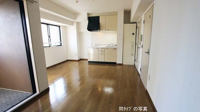 物件内観写真8　(※同じ間取り別号室参考写真)