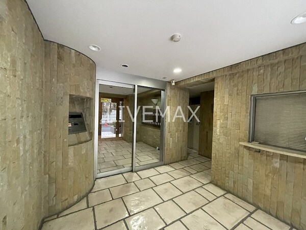 ロビー・ラウンジ