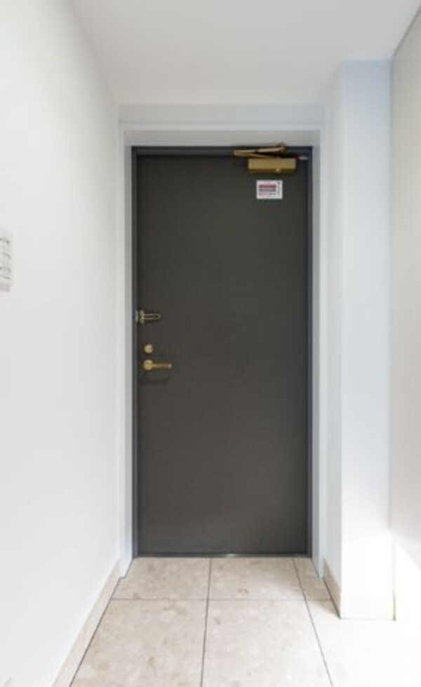 玄関(別号室参考写真)