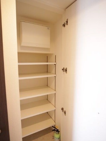 物件内観写真11　(別号室参考写真)