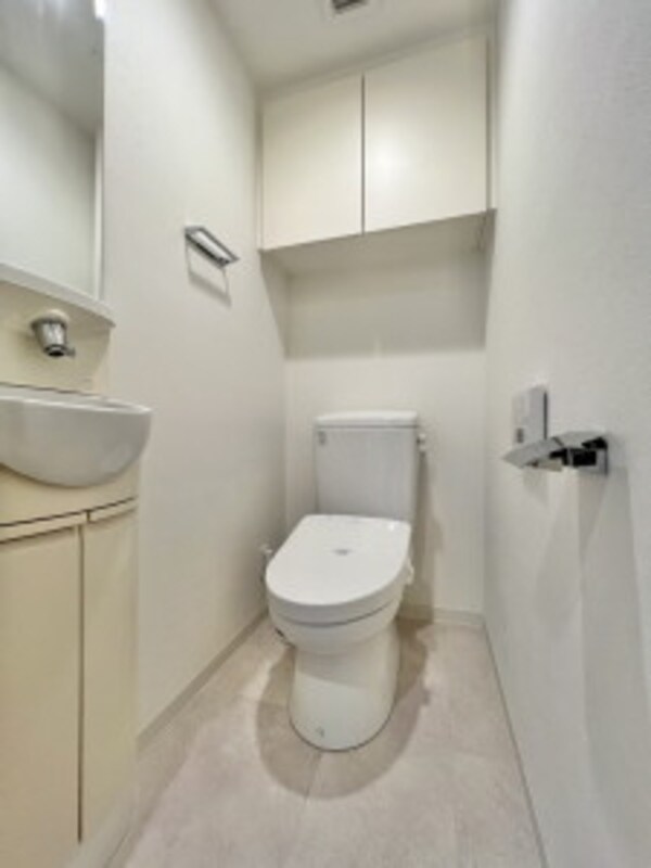 トイレ(別号室参照)