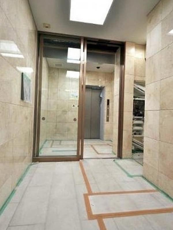 エントランス(弊社は全物件が仲介手数料半月分でご紹介可能です。)