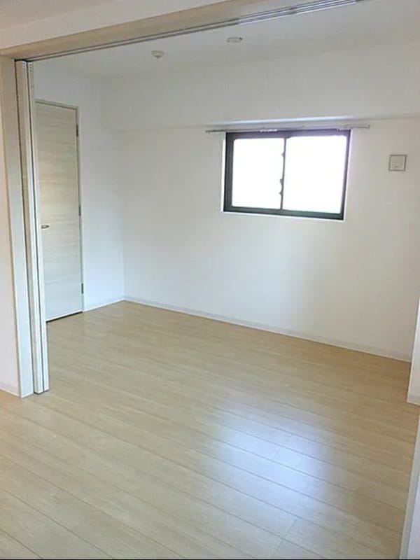 寝室(弊社は全物件が仲介手数料半月分でご紹介可能です。)