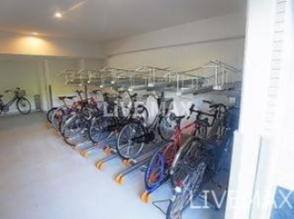 駐車場(駐輪場)