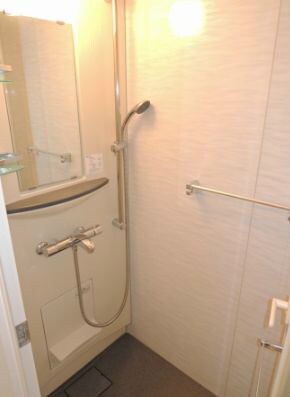 物件内観写真9　(シャワールーム)