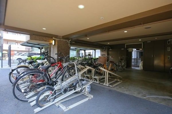 建物設備(駐輪場)
