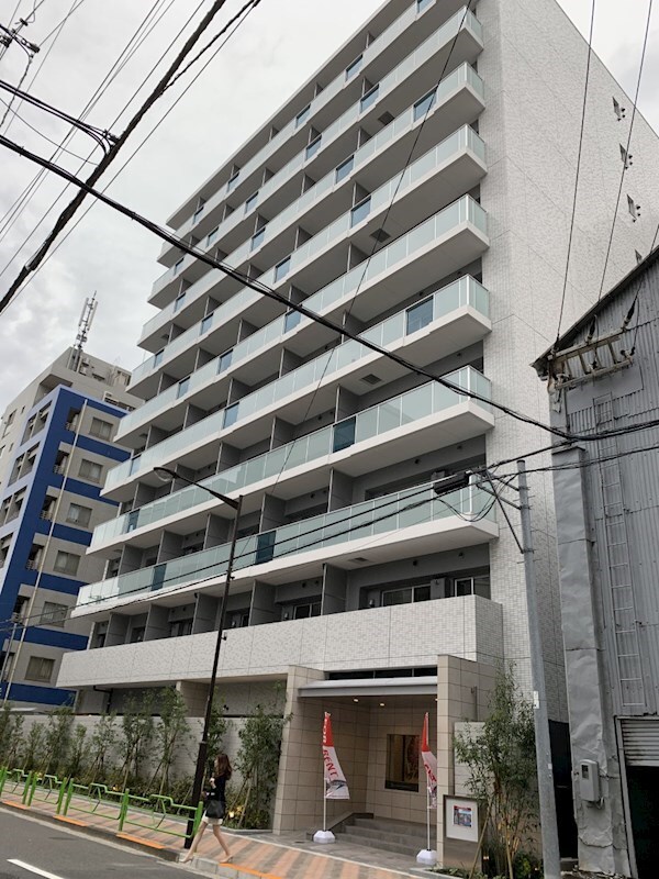 外観(月島駅より徒歩1分と好立地)