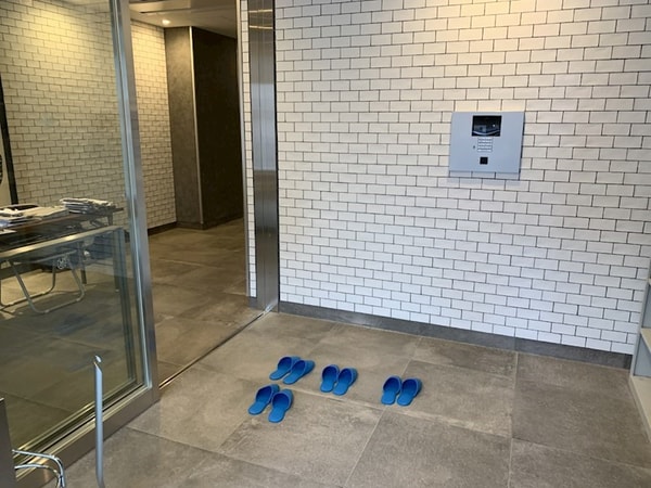 エントランス