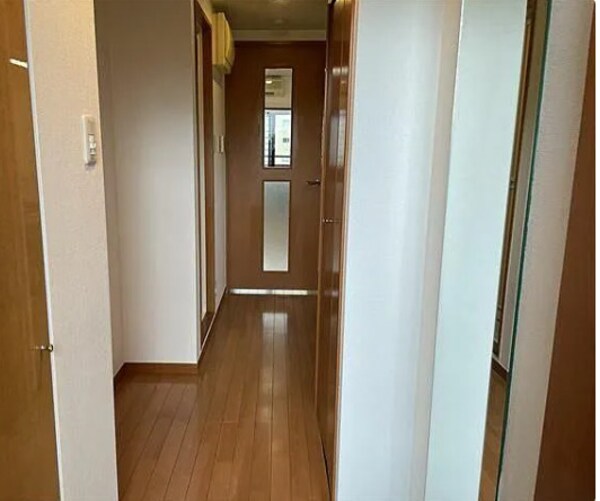 内装他