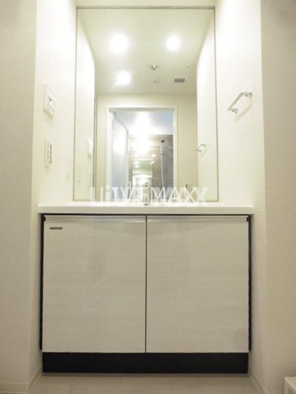 洗面・脱衣所(★《見学予約受け付け中》設備充実のハイグレード賃貸マンション)