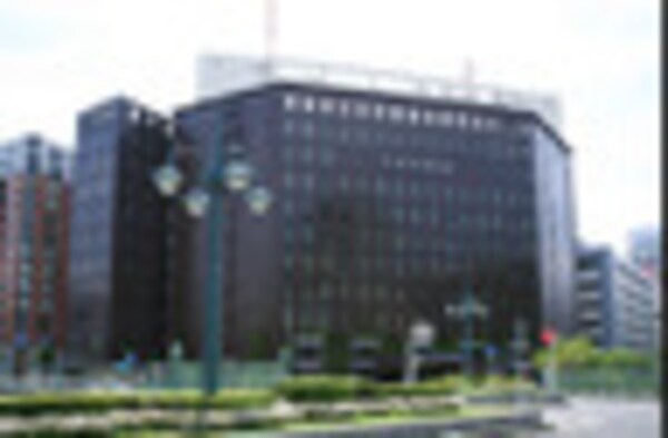 周辺環境(中央区役所 989m)