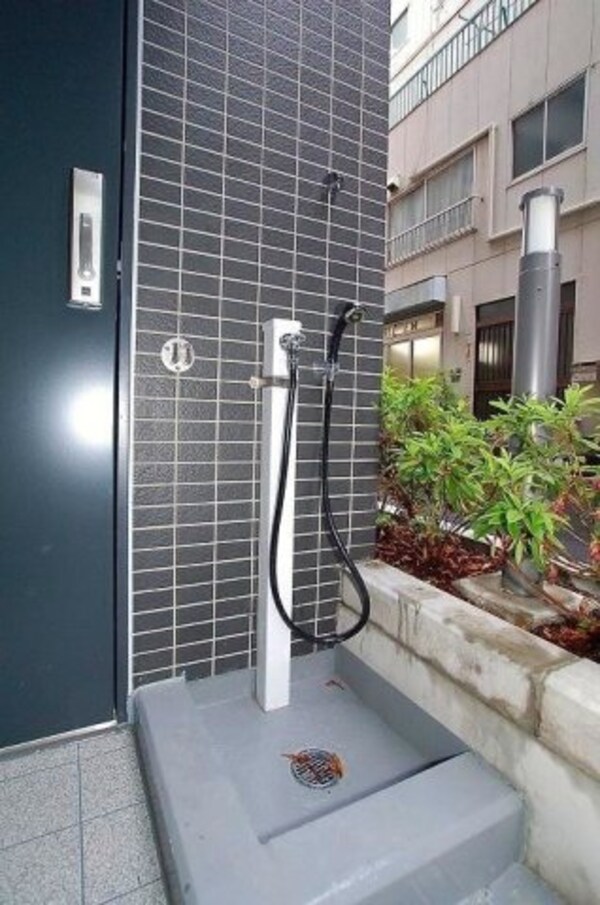 建物設備(ペット足洗い場)
