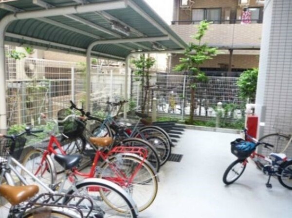 建物設備(駐輪場)