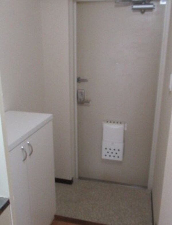 玄関(別号室参考写真)