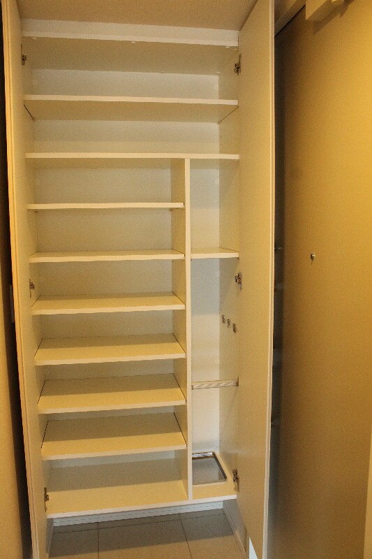 物件内観写真18　(★《見学予約受け付け中》家具家電付きハイグレードマンション★)