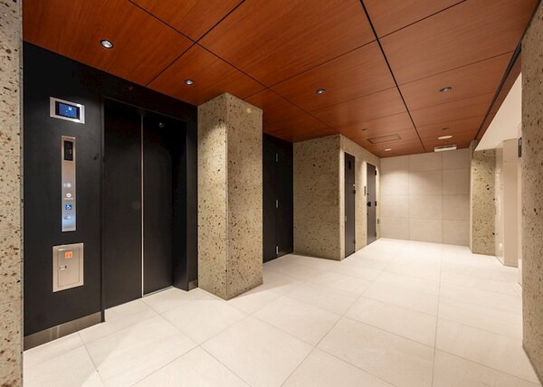 ロビー・ラウンジ