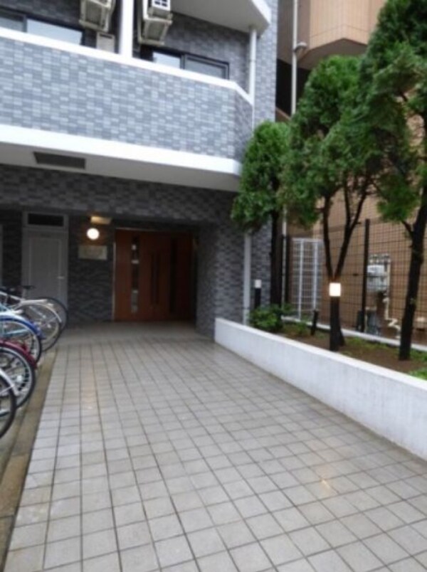 エントランス(★《見学予約受け付け中》設備充実のハイグレード賃貸マンション)
