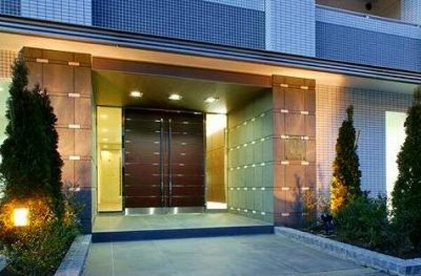 エントランス(　★《見学予約受け付け中》設備充実のハイグレード賃貸マンショ)