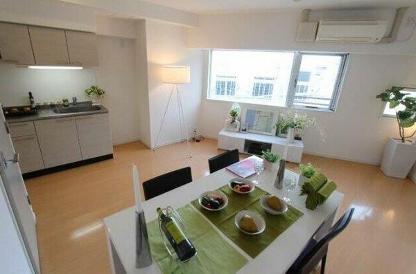 居室(別号室参考写真)