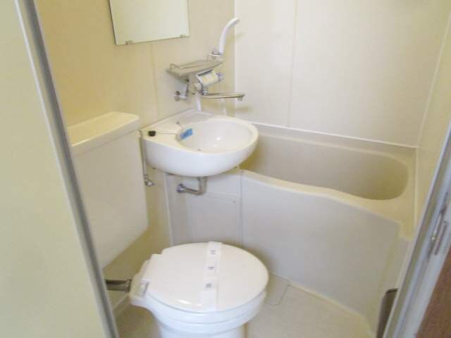 物件内観写真7　(別号室参考写真)