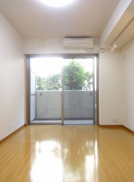 物件内観写真8　(別号室参考写真)