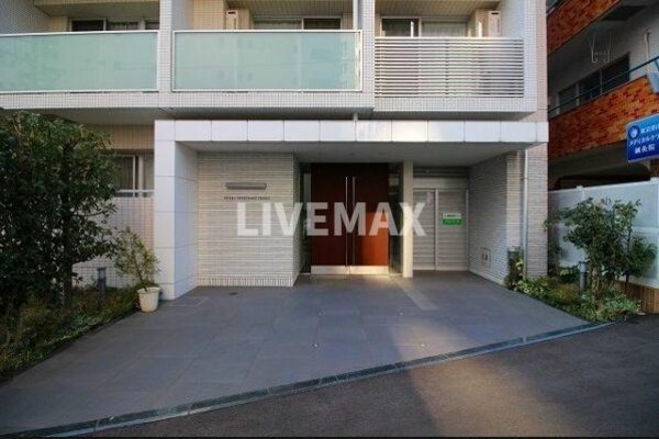 エントランス(　★《見学予約受け付け中》設備充実のハイグレード賃貸マンショ)