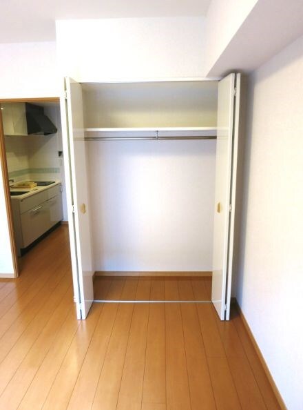 物件内観写真11　(別号室参考写真)