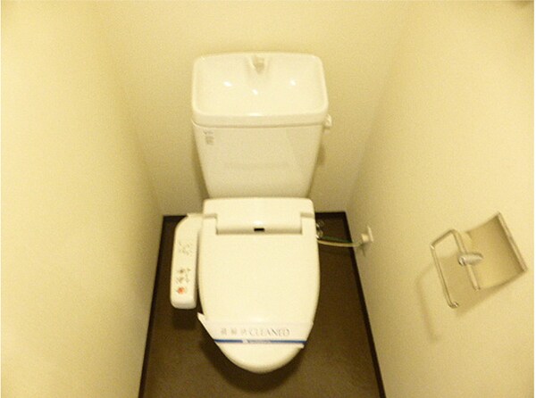 トイレ(別号室参考写真)