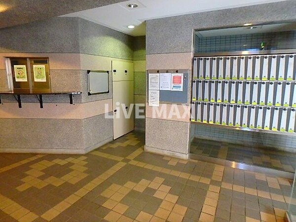 ロビー・ラウンジ